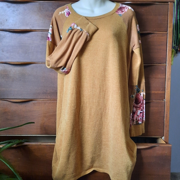 My Story Mustard Tunic with Floral Print - Picture 1 of 5